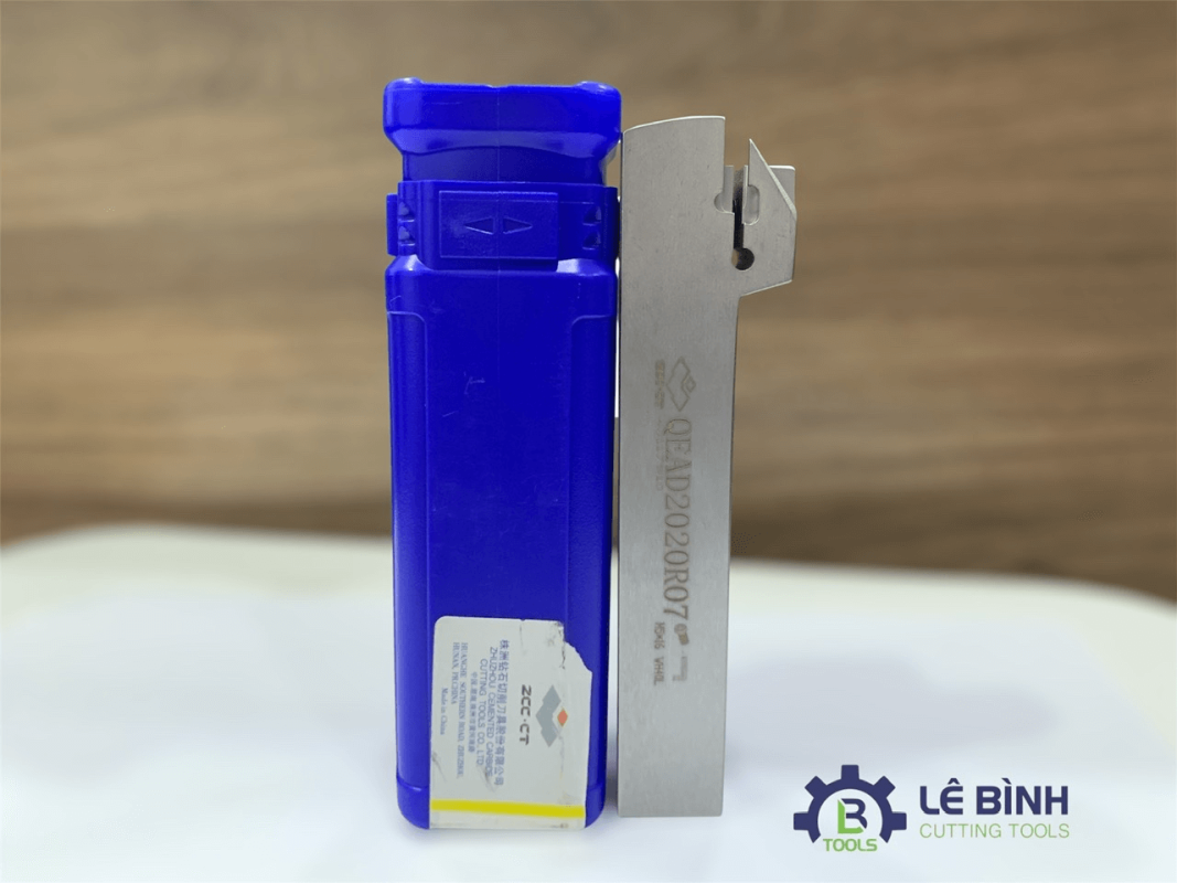 Cán dao tiện QEAD2020R07 ZCC-CT